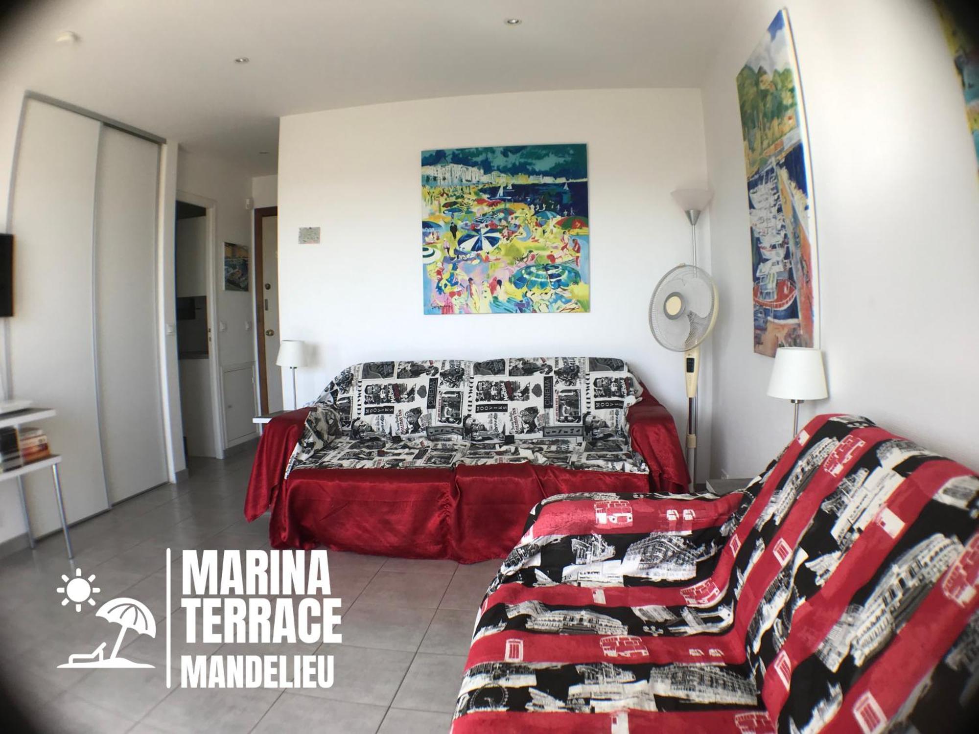 Апартаменты Marina Terrace Мандельё-ла-Напуль Экстерьер фото